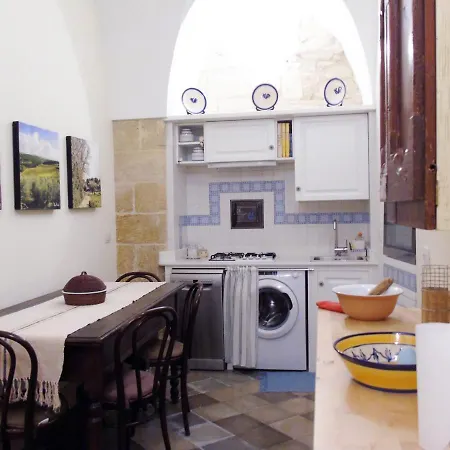 Apartment Alla Corte Del Fanfulla Lecce